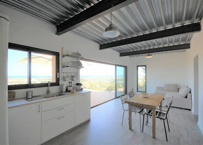 Almanarre Holiday home *